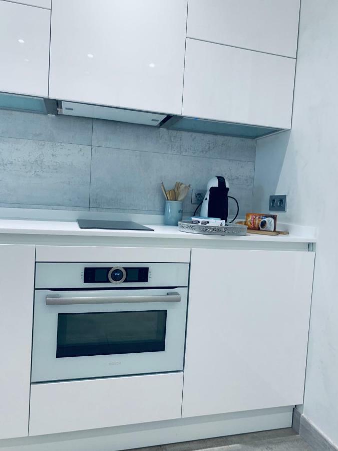 Cathedral Studio, Luxury Studio In Cathedral Area, Parking Optional Sevilha Exterior foto